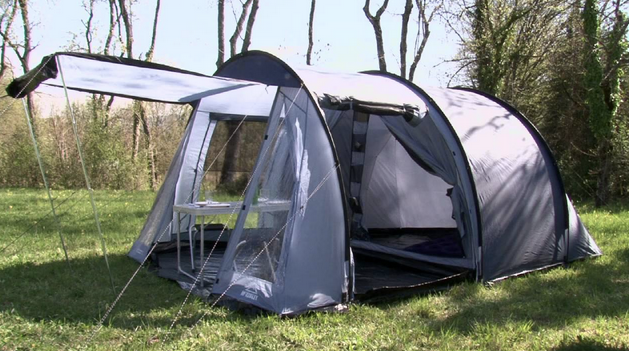 Tente 4 places bon état